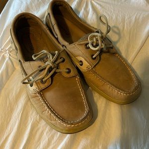 Sperry Top Sider.